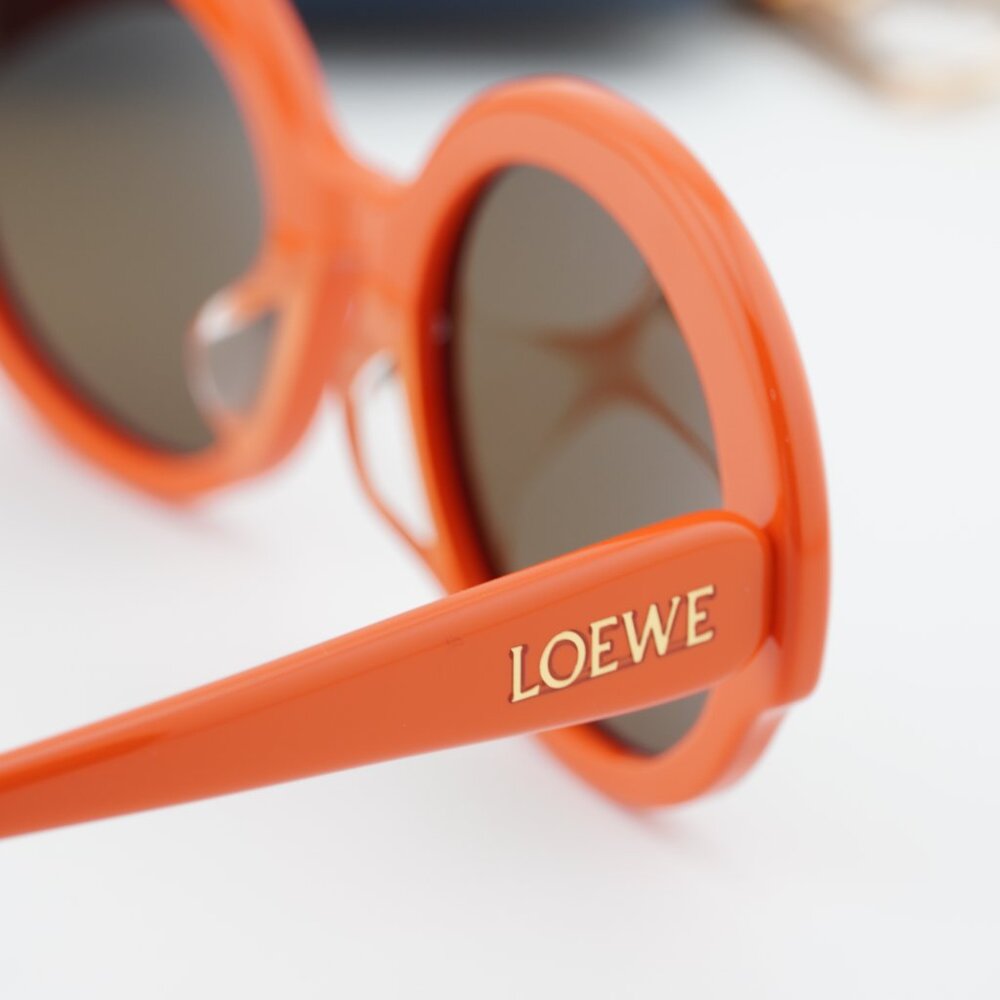 Loewe LW40135F 42E Round Sunglasses – Orange/Brown - Picture 5 of 9